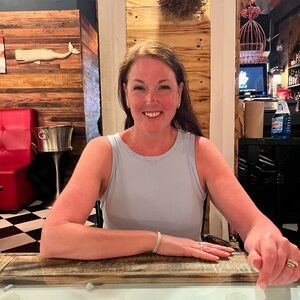 Meet your Posher, Victoria